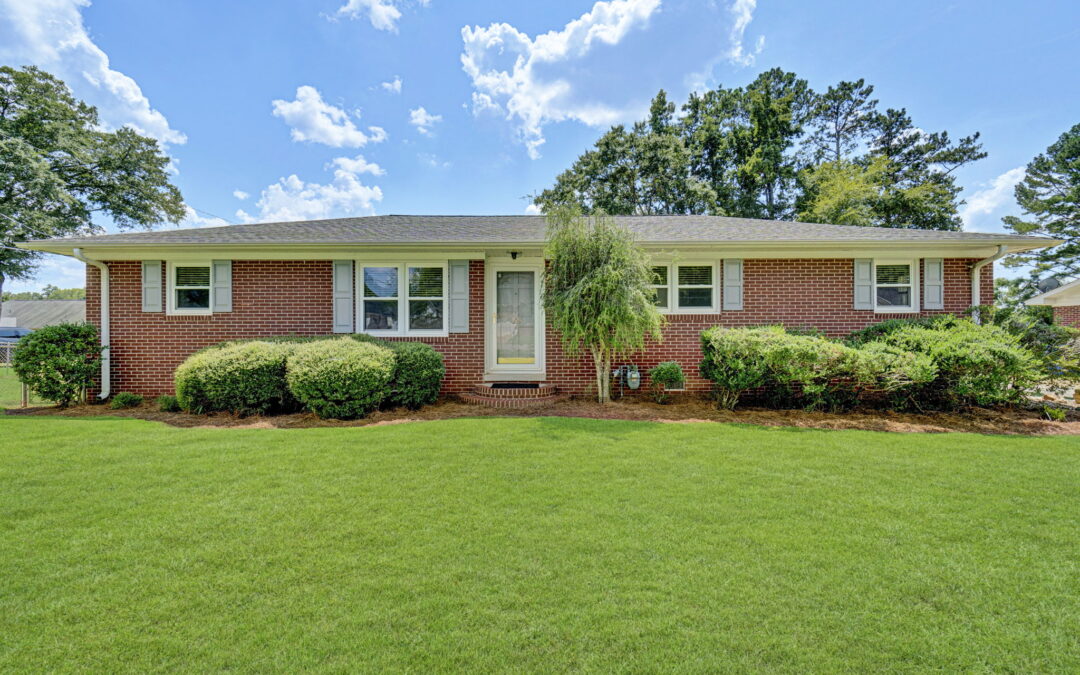 109 Hitt St. Greenwood, SC.